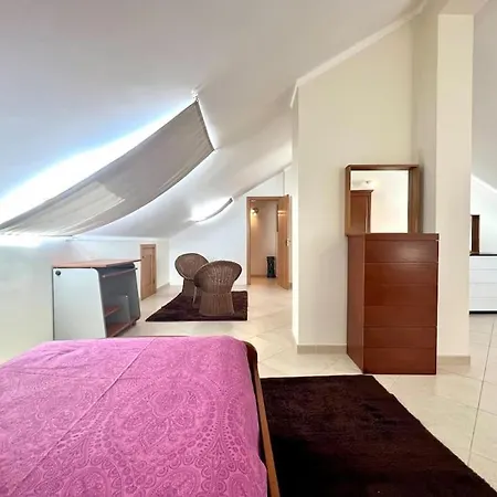 En Duplex T3 - *